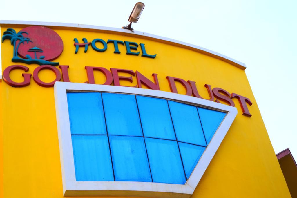 Golden Dust Hotel Puri Exterior photo